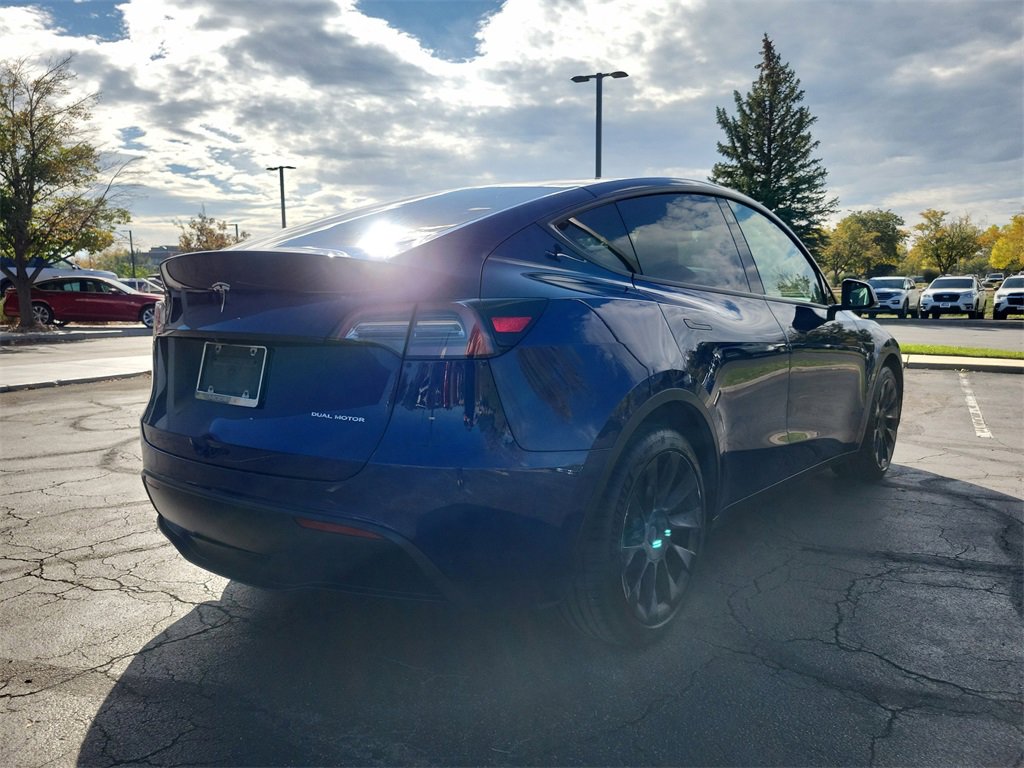 2022 Tesla Model Y Long Range photo 3