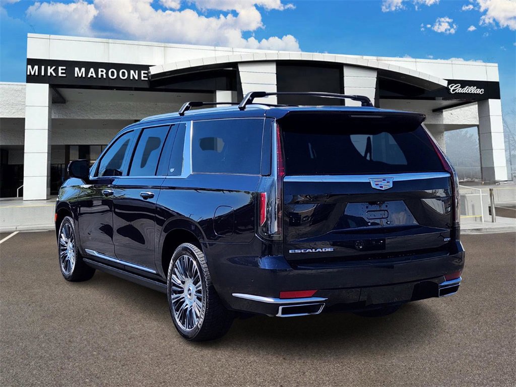 2022 Cadillac Escalade ESV Premium Luxury Platinum photo 4