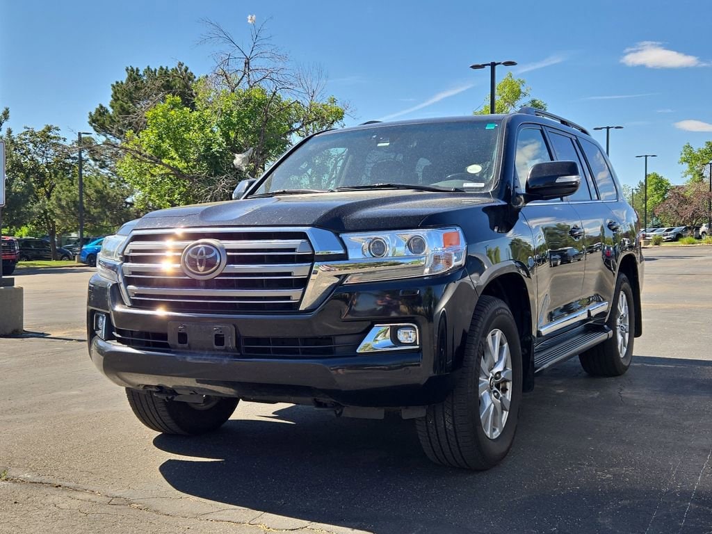 2017 Toyota Land Cruiser -'s photo