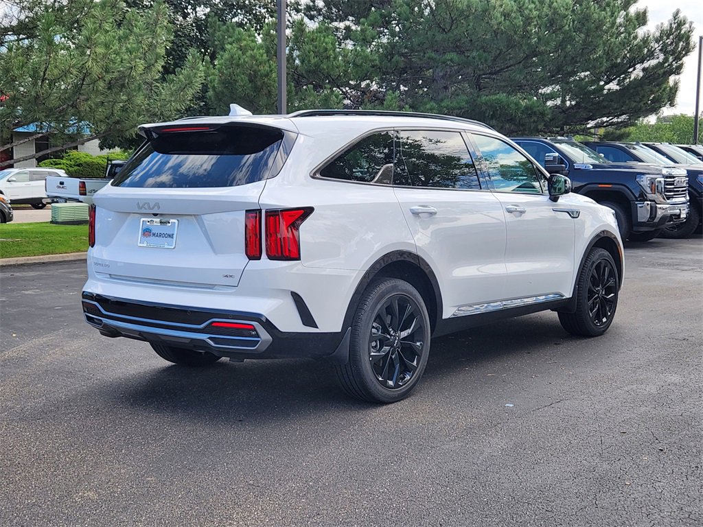 2023 Kia Sorento SX photo 2