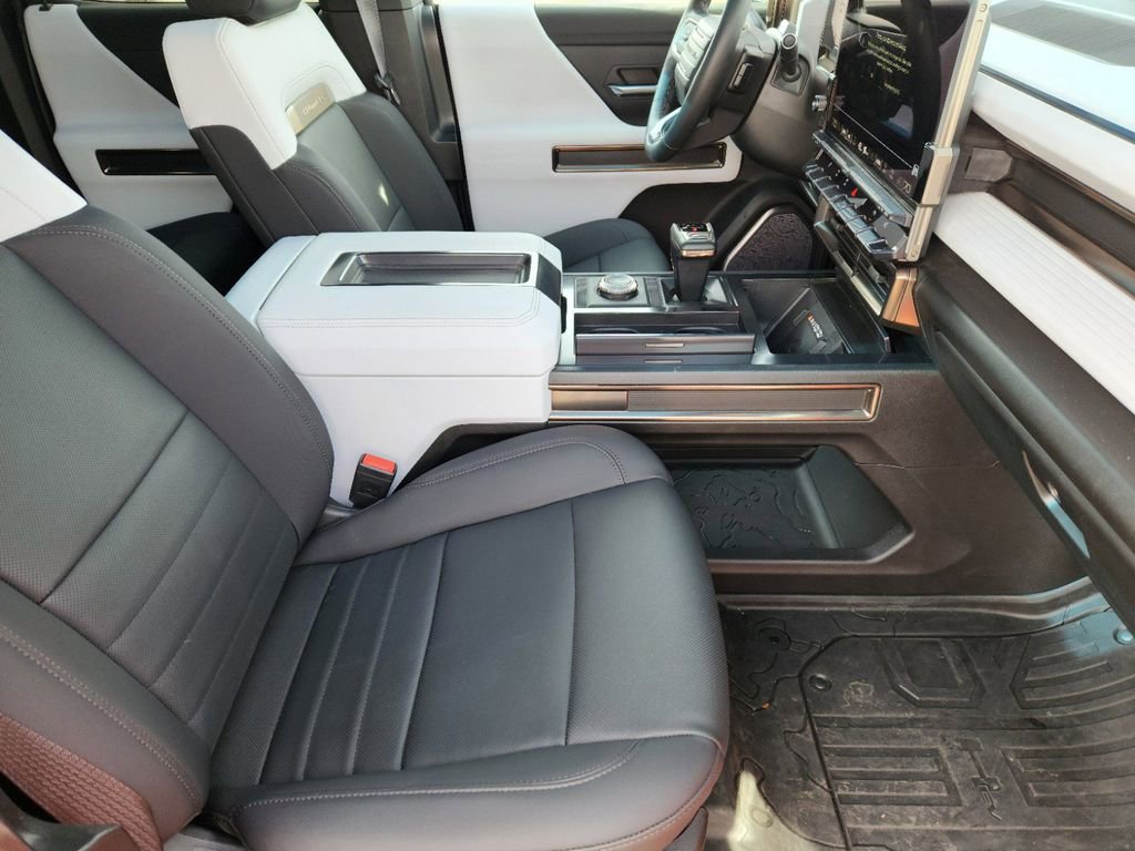 2024 GMC HUMMER EV 2X - Photo 9
