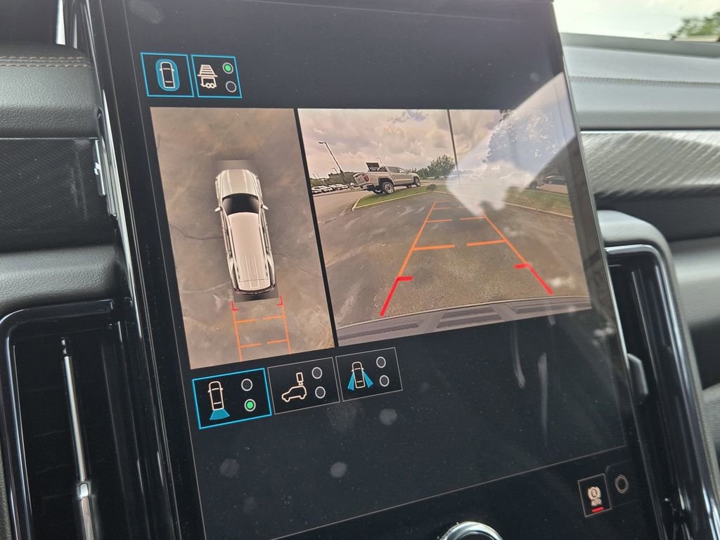 2026 GMC Yukon AT4 - Photo 11