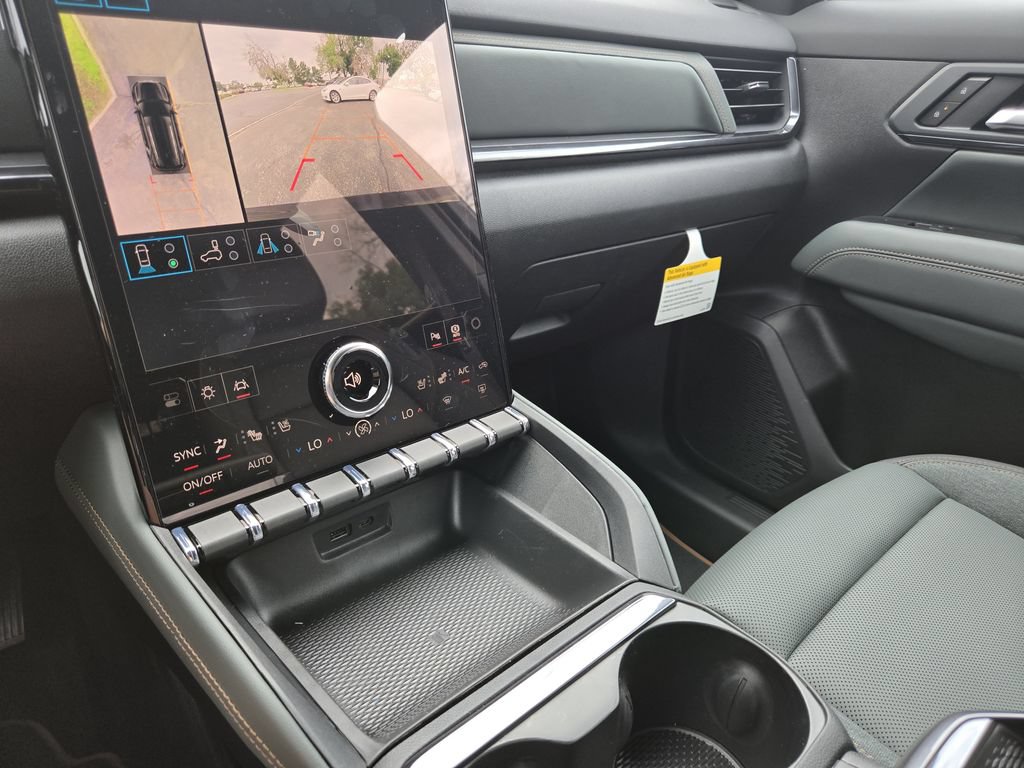 2027 GMC Terrain AT4 - Photo 15