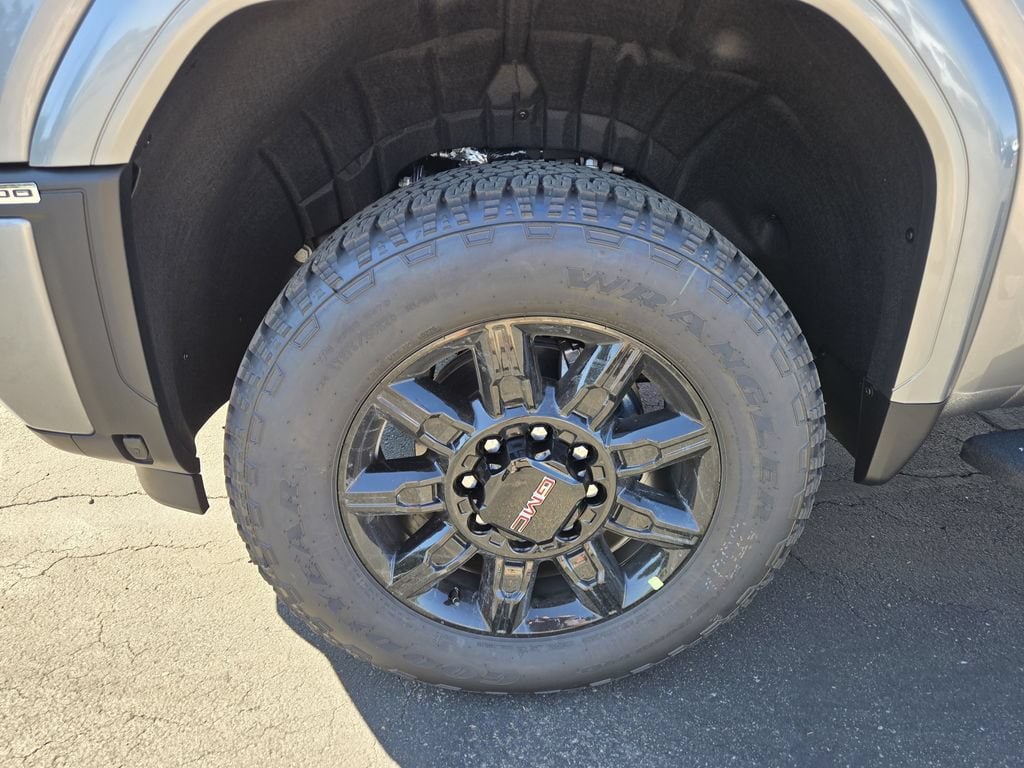 2026 GMC Sierra 2500HD AT4 - Photo 7