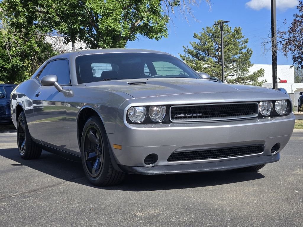 Used 2014 Dodge Challenger SXT Coupe