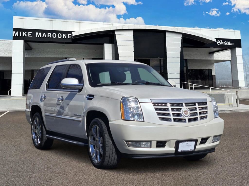 Used 2010 CADILLAC Escalade Luxury SUV