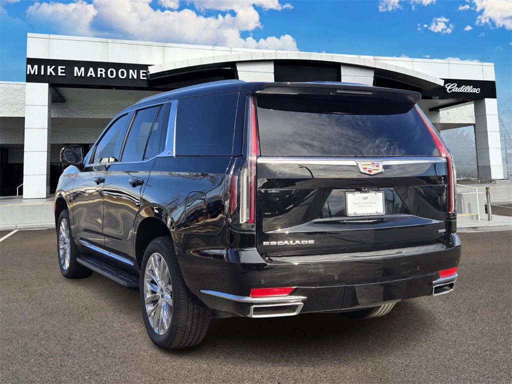 2024 Cadillac Escalade Premium Luxury photo 4