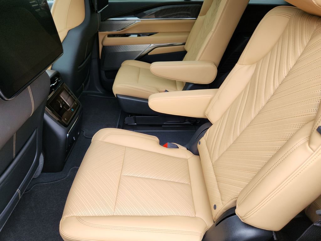 2025 Cadillac Escalade IQ Luxury 2 - Photo 19
