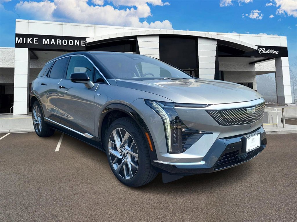 2025 Cadillac Optiq Luxury photo 2