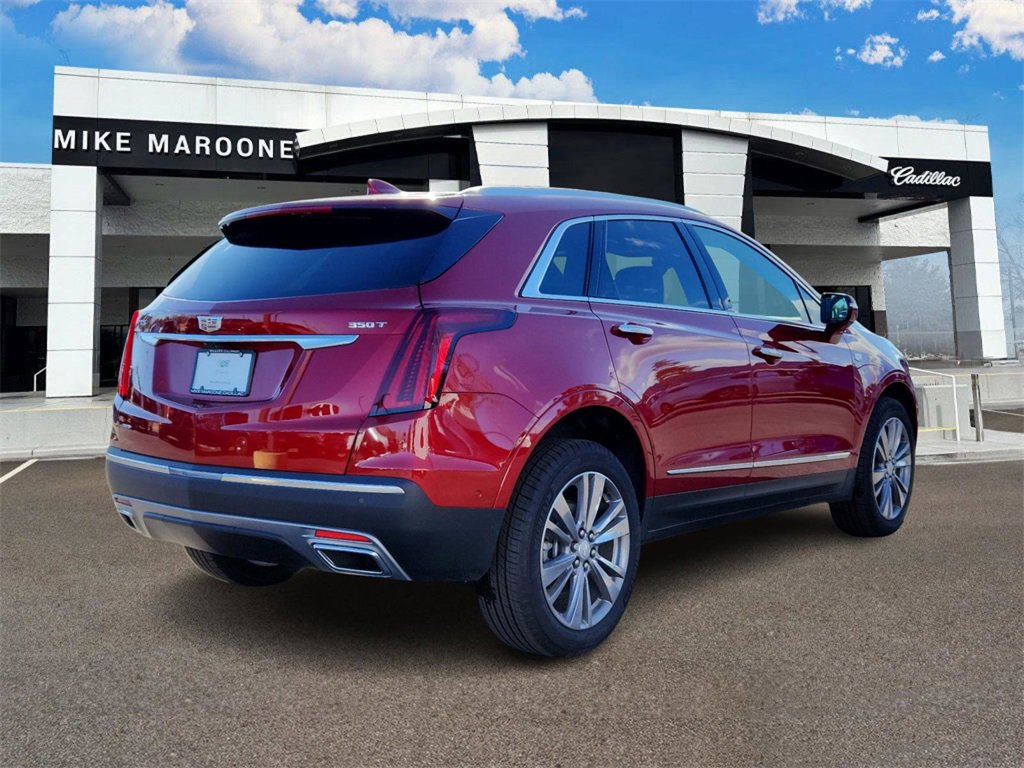 2024 Cadillac XT5 Premium Luxury photo 3
