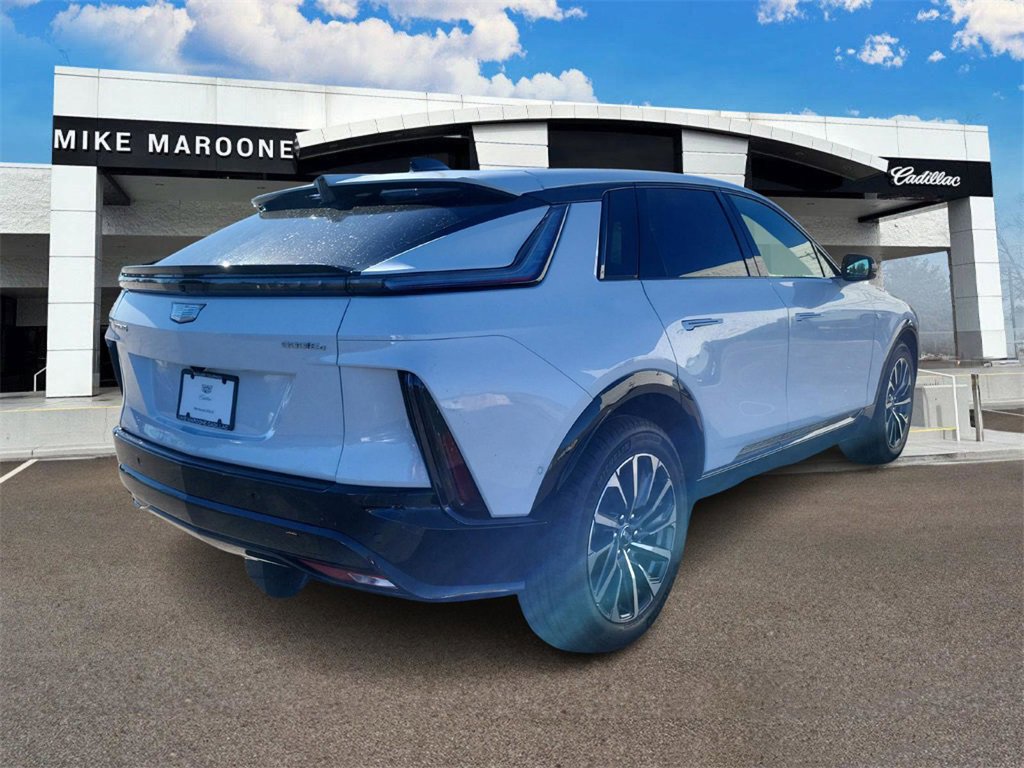 2026 Cadillac Lyriq Sport photo 3