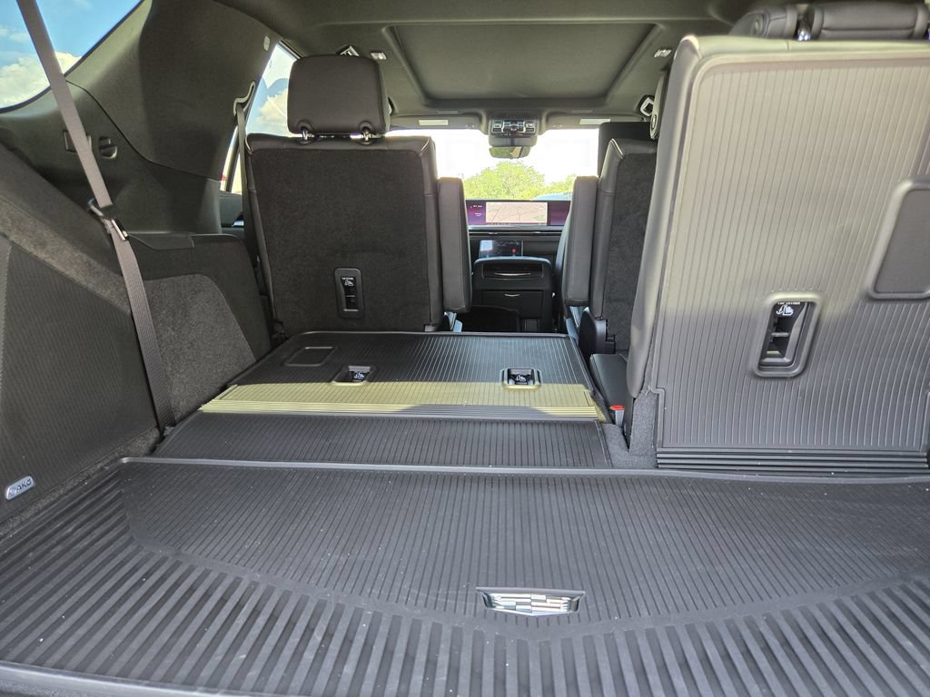 2026 Cadillac Escalade Sport - Photo 20