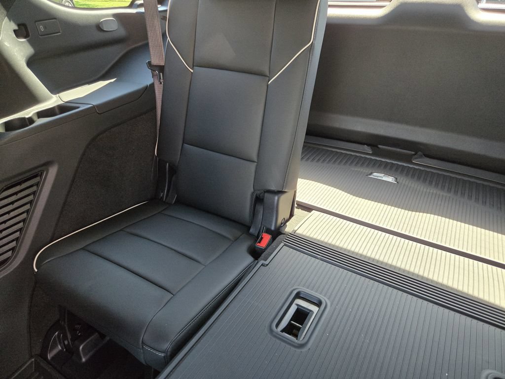 2026 Cadillac Escalade Sport - Photo 19