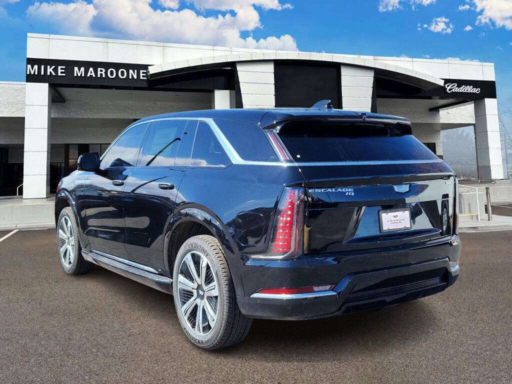 New 2025 CADILLAC ESCALADE IQ Luxury 2 SUV