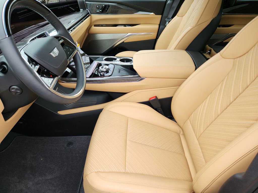 2025 Cadillac Escalade IQ Luxury 2 - Photo 8