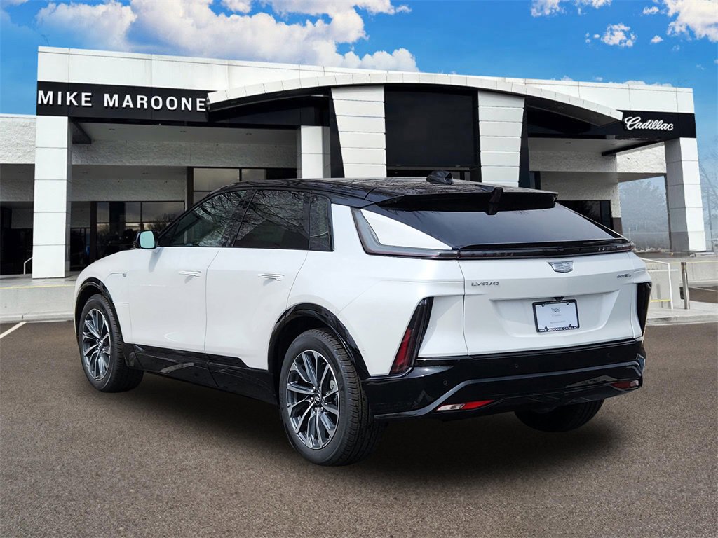 2025 Cadillac Lyriq Sport photo 4