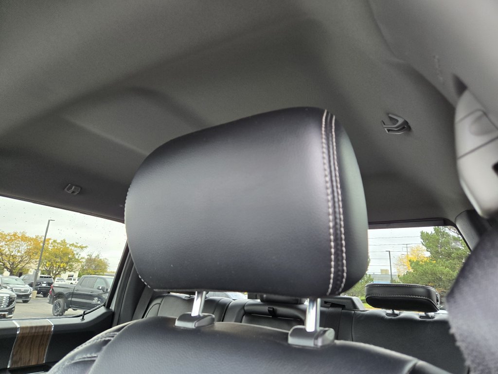 2019 Ford F-150 Lariat - Photo 11