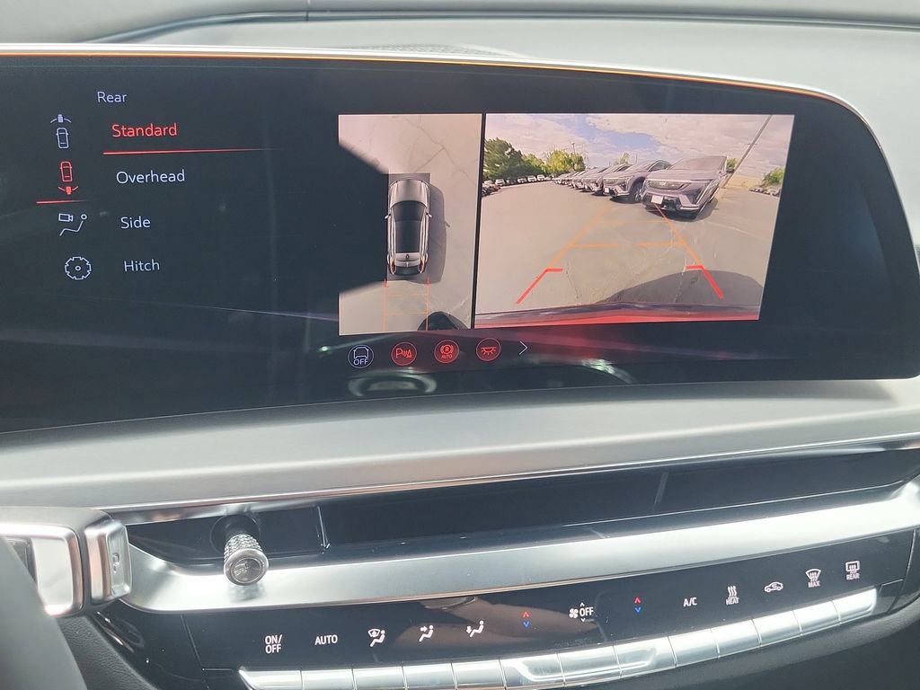 2026 Cadillac LYRIQ V Premium - Photo 18