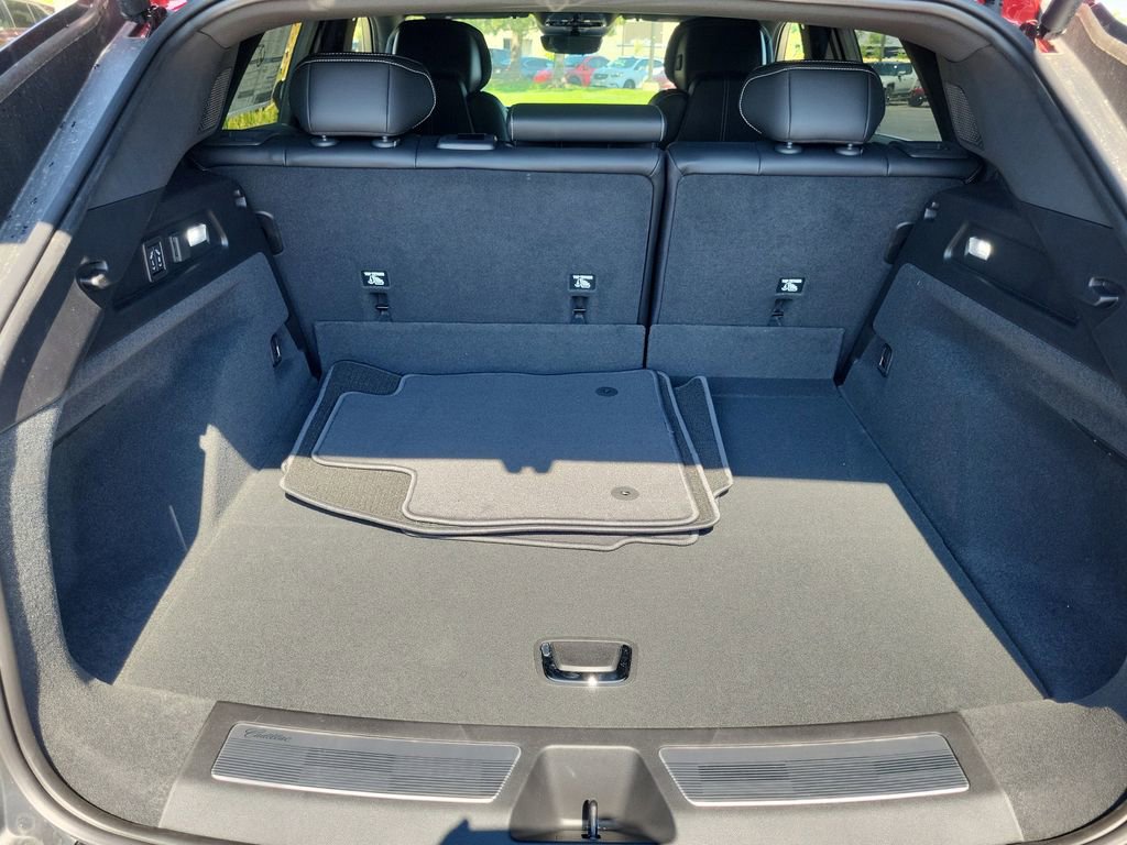 2025 Cadillac LYRIQ Luxury 2 - Photo 24