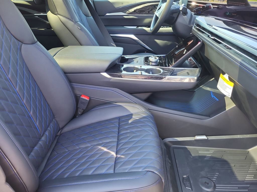 2026 Cadillac Escalade IQ Sport - Photo 9