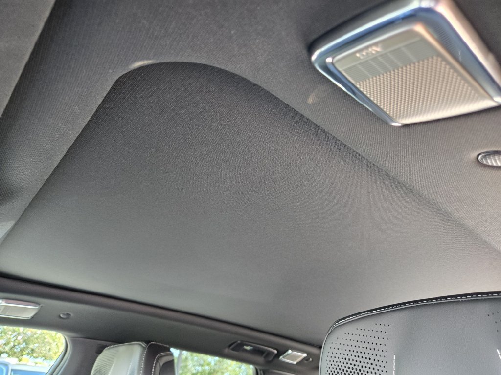2027 Cadillac LYRIQ Premium Luxury - Photo 15