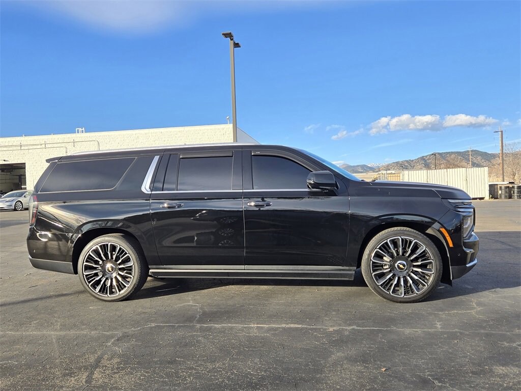 Used 2025 Chevrolet Suburban High Country SUV