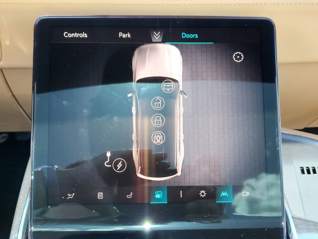 2025 Cadillac Escalade IQ Luxury 2 - Photo 13