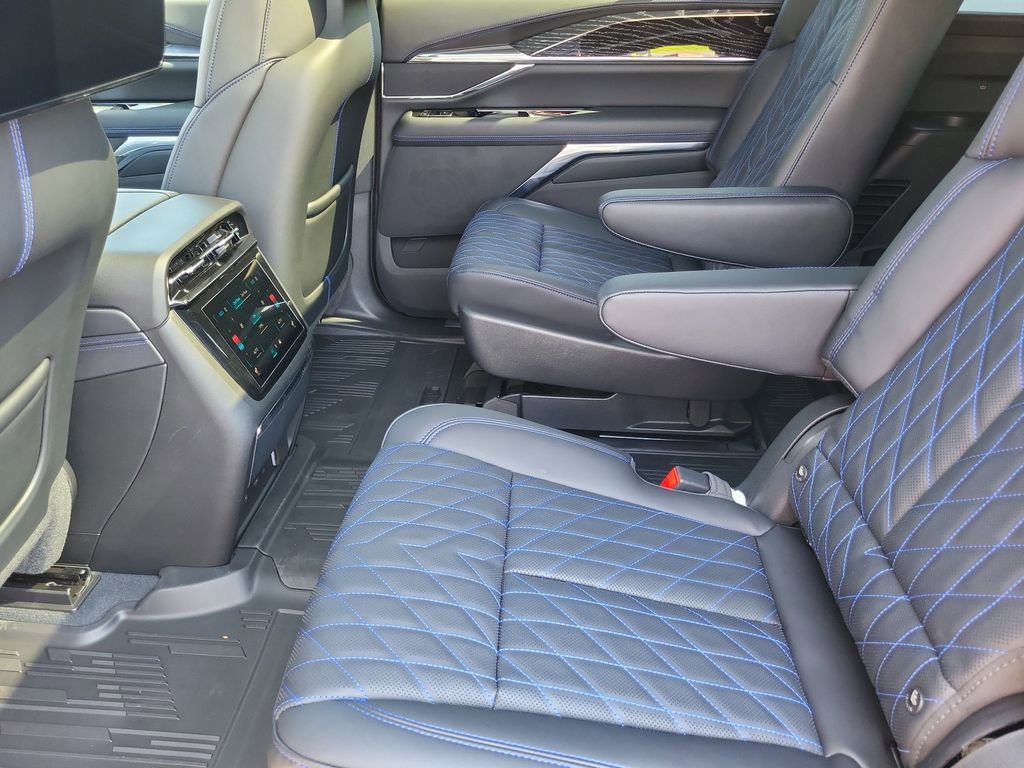 2026 Cadillac Escalade IQ Sport - Photo 26