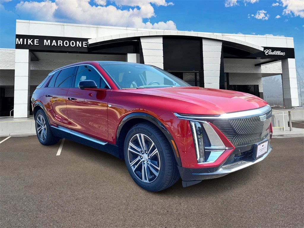 New 2025 CADILLAC LYRIQ Luxury 2 SUV