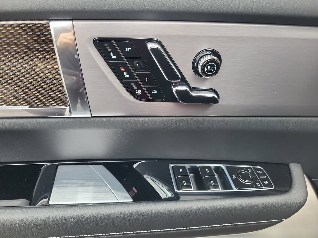 2026 Cadillac VISTIQ Sport - Photo 14