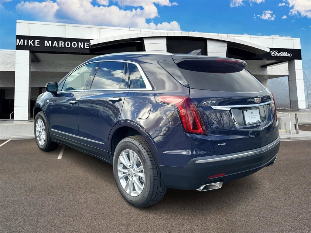 New 2025 CADILLAC XT5 Luxury SUV