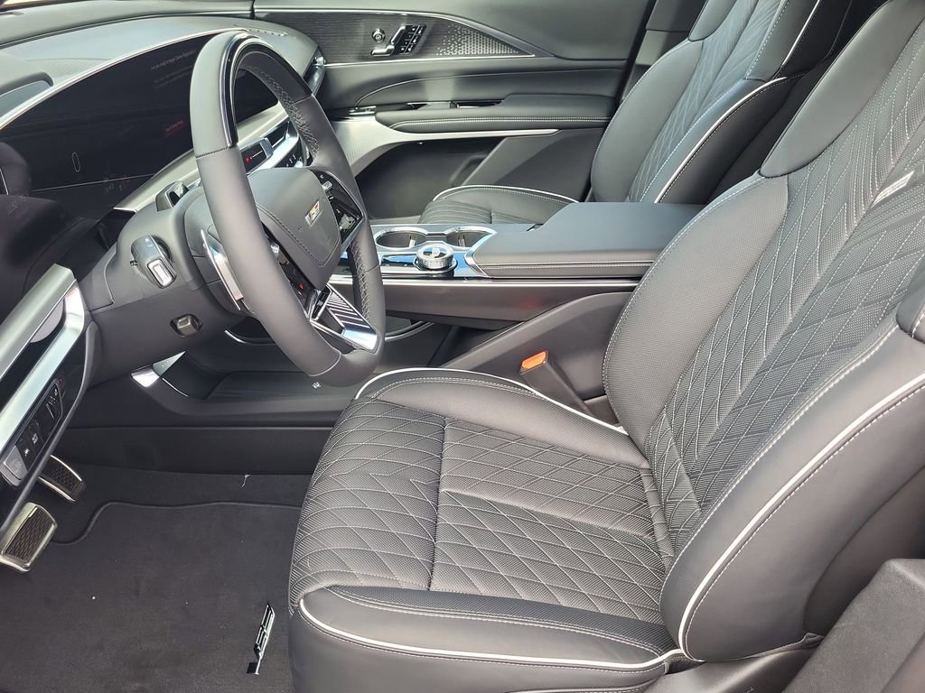2026 Cadillac LYRIQ V Premium - Photo 8
