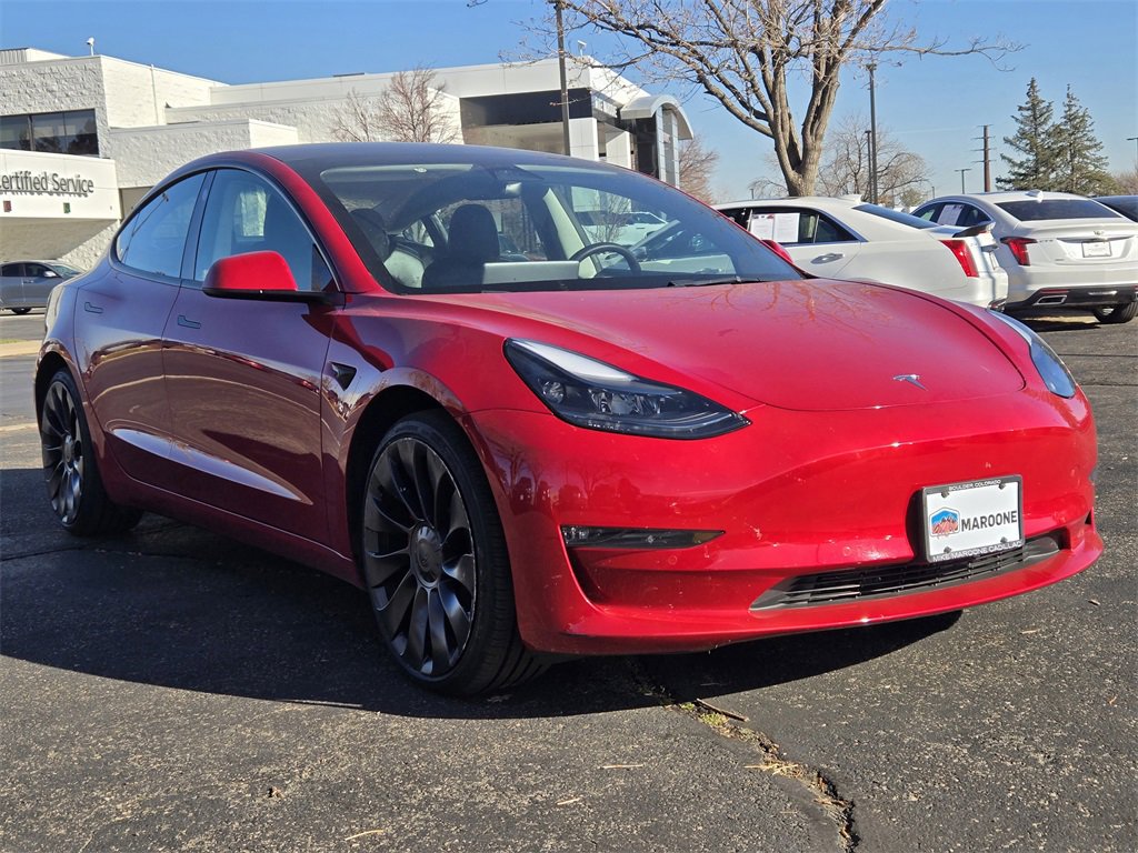 2022 Tesla Model 3 Performance photo 2