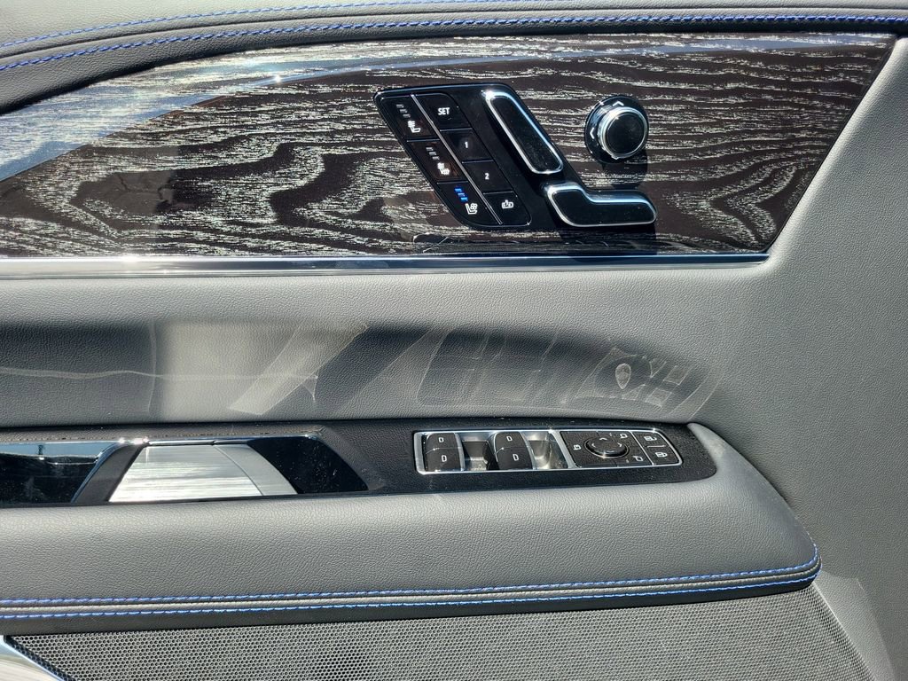 2026 Cadillac Escalade IQ Sport - Photo 10