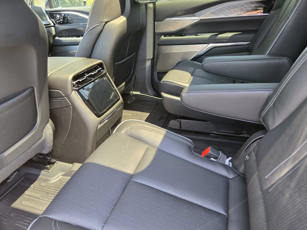 2026 Cadillac Escalade IQL Premium Sport - Photo 18