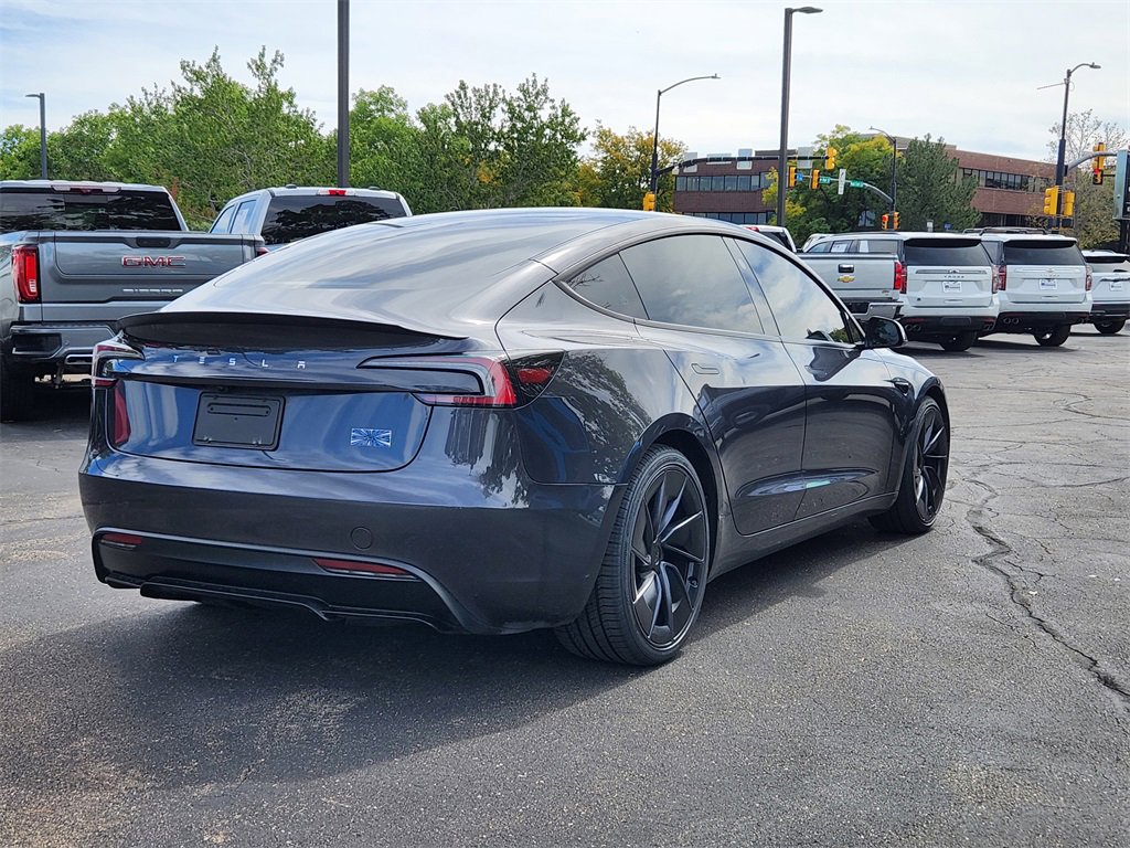 2024 Tesla Model 3 Performance photo 3