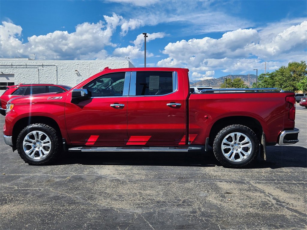 2022 Chevrolet Silverado 1500 LTZ photo 2