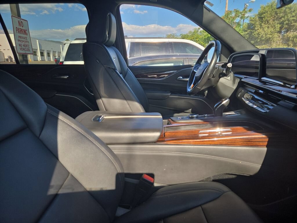 Used 2021 CADILLAC Escalade ESV Luxury SUV