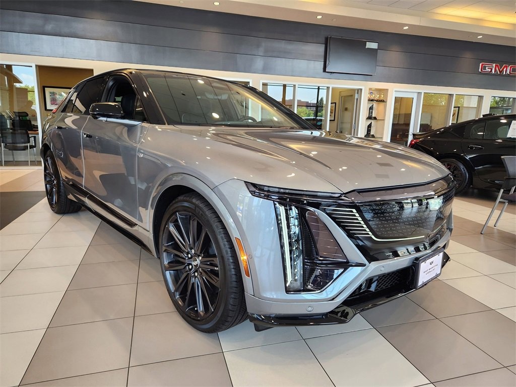 New 2026 CADILLAC LYRIQ V-Series Premium SUV