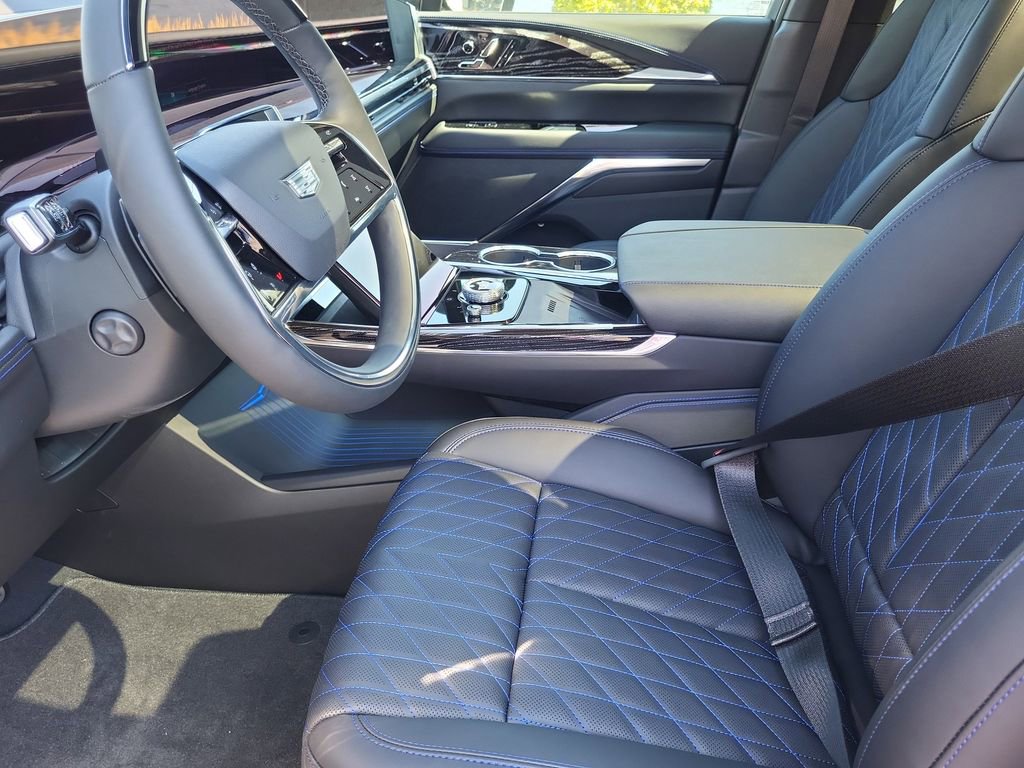 2026 Cadillac Escalade IQ Luxury - Photo 8