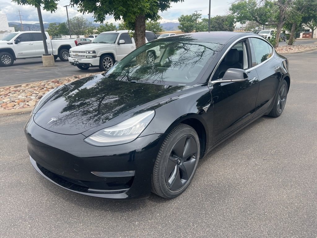 Used 2019 Tesla Model 3 Mid Range