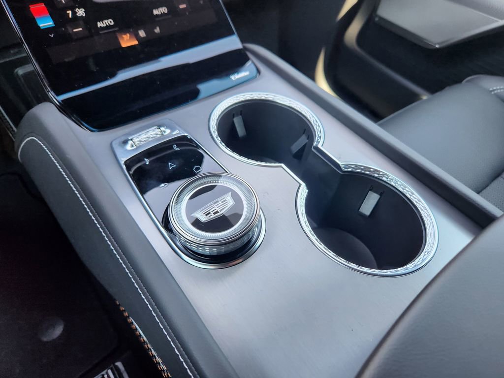 2026 Cadillac VISTIQ Sport - Photo 20