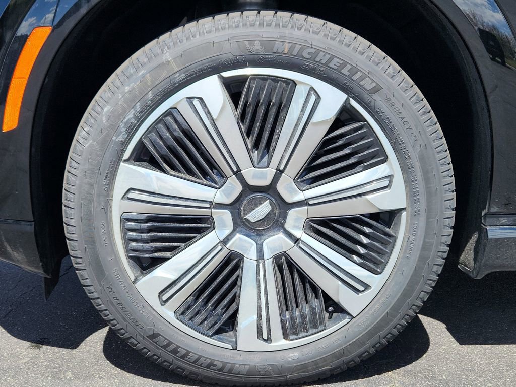 2025 Cadillac Escalade IQ Luxury 2 - Photo 6