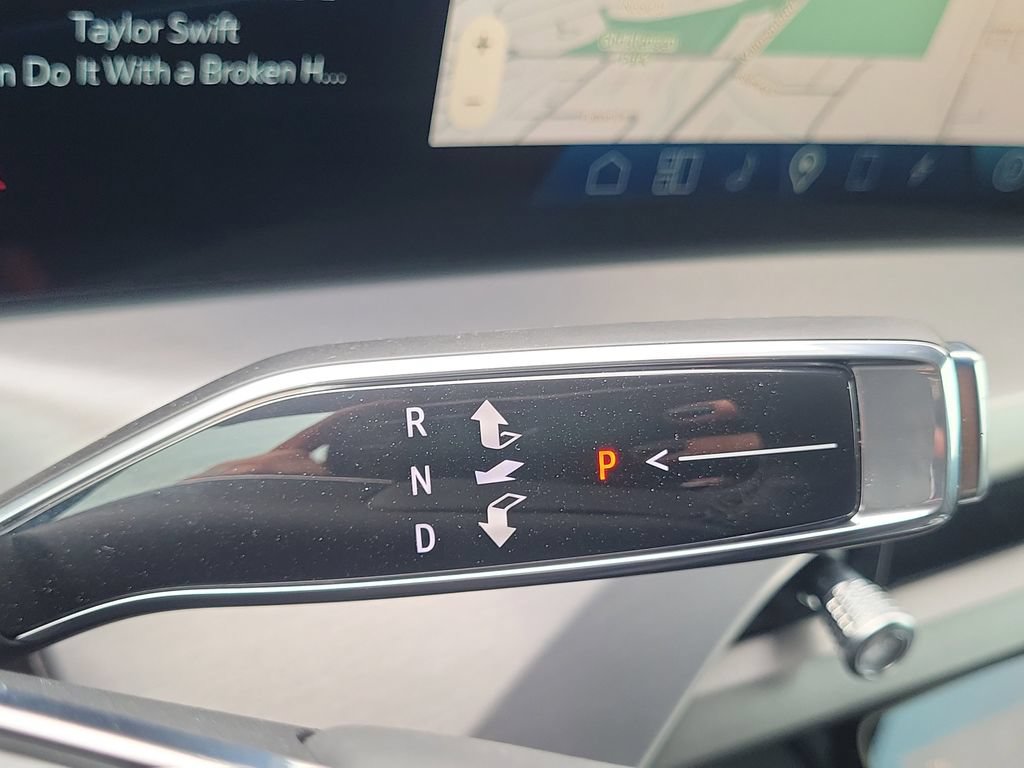 2026 Cadillac VISTIQ Sport - Photo 25