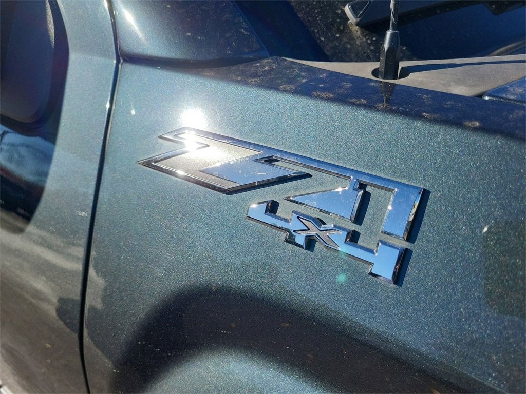 Used 2017 GMC Sierra 1500 SLT Truck