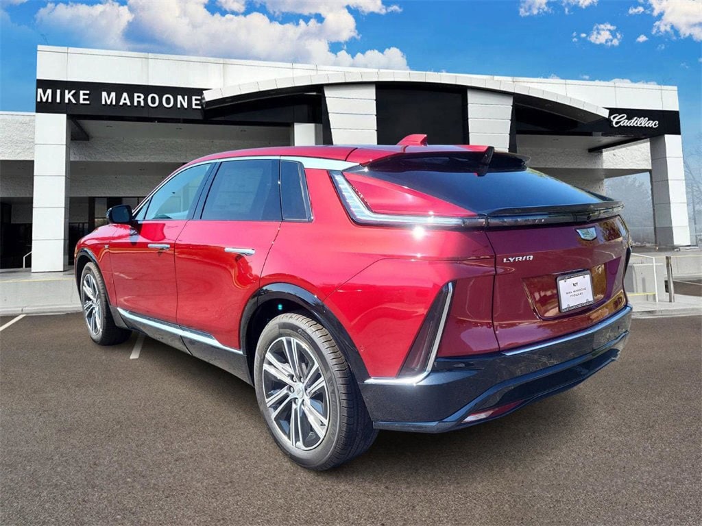 New 2025 CADILLAC LYRIQ Luxury 2 SUV