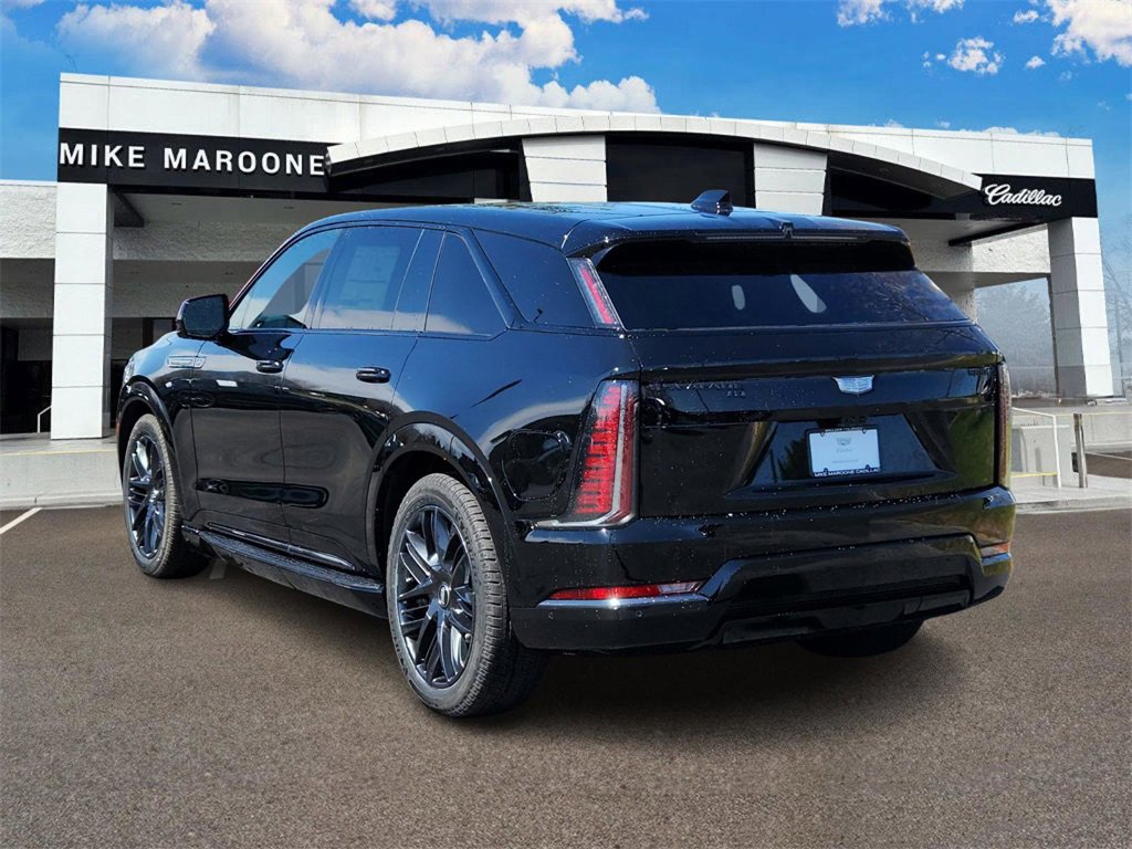 2025 Cadillac Escalade IQ Sport photo 3