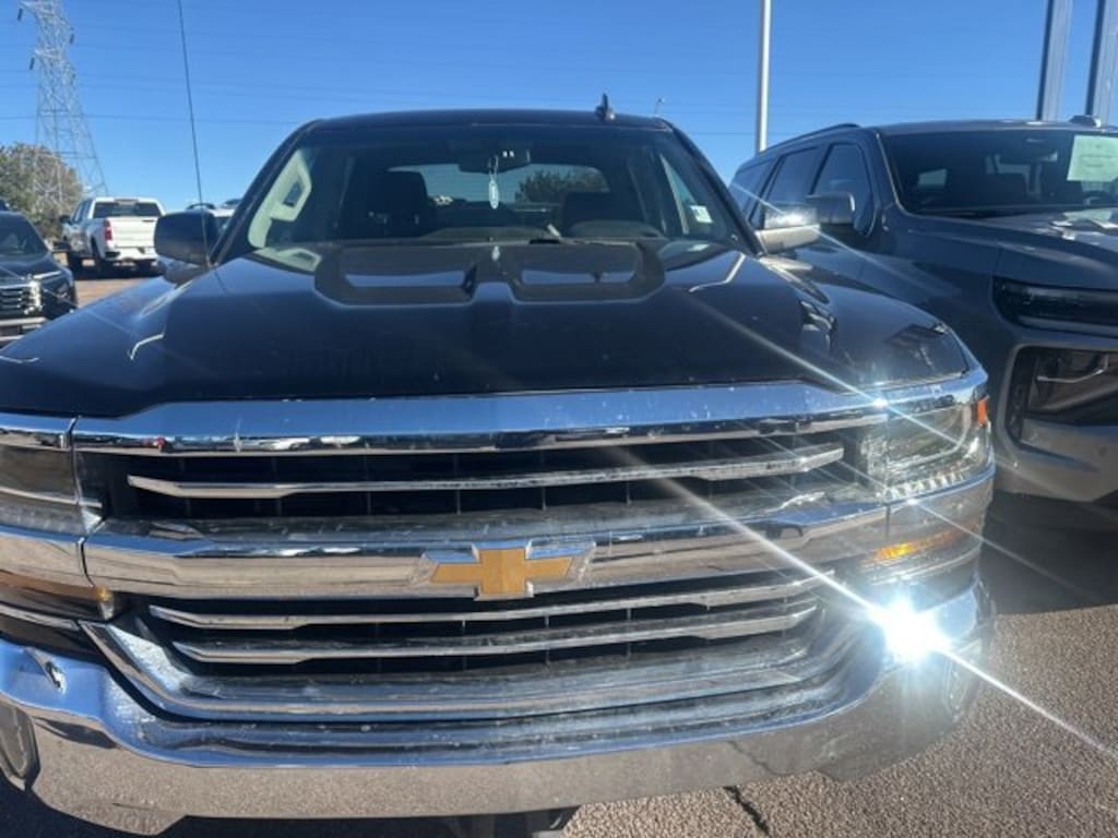 Used 2018 Chevrolet Silverado 1500 LT w/1LT Truck Crew Cab
