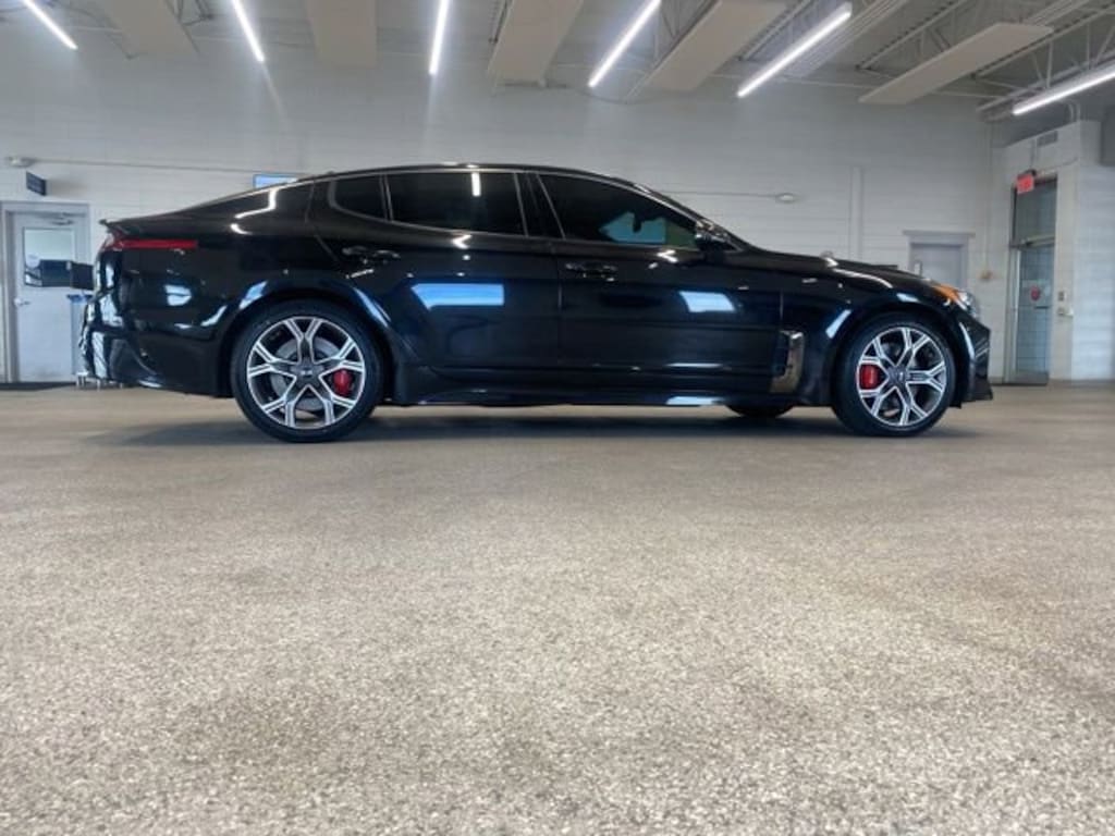 Used 2018 Kia Stinger GT1 Sedan