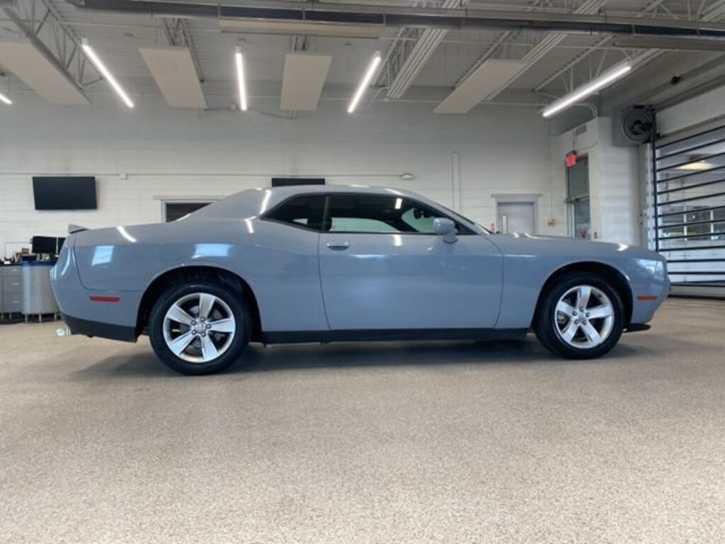 Used 2022 Dodge Challenger SXT Coupe